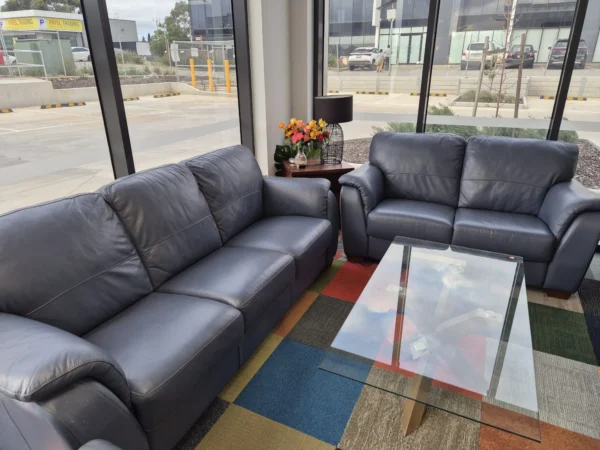 3+2 seater sofa used like new