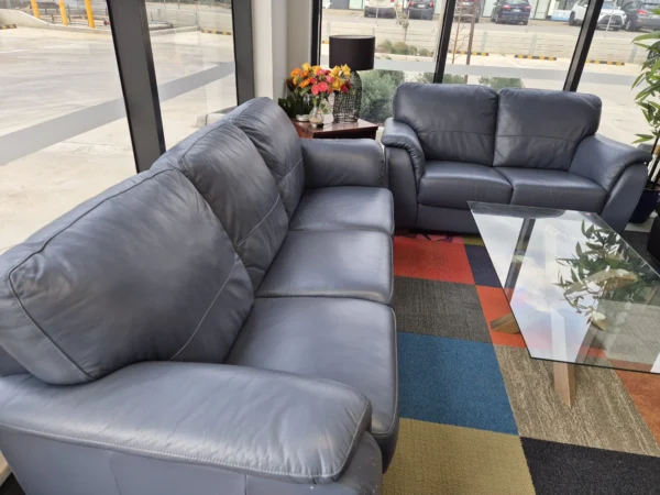 seater sofa used like new