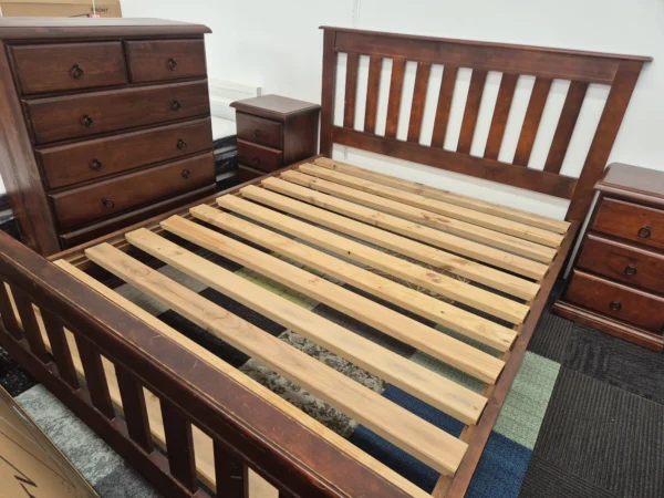 Queen Bed set