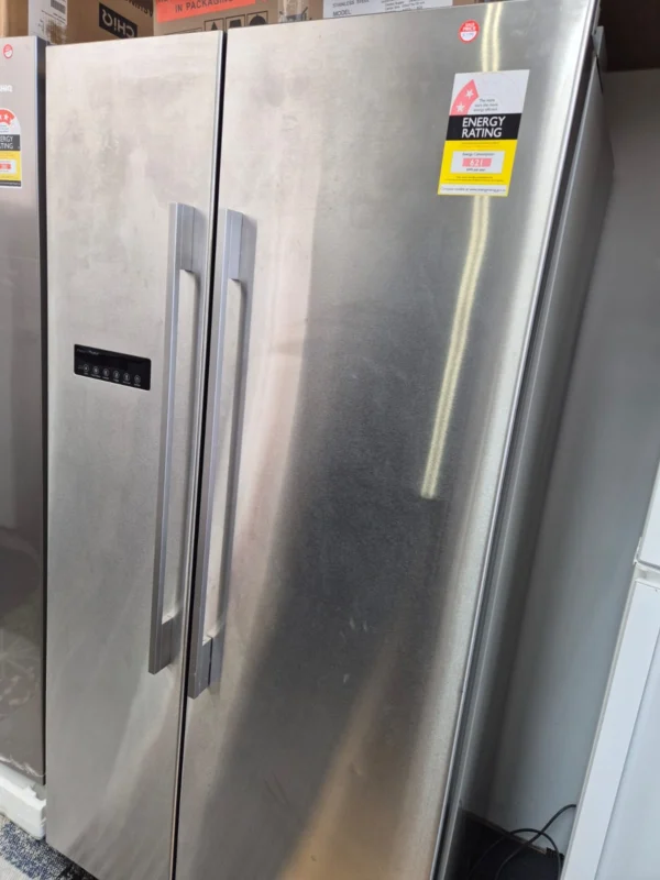 Fisher & Paykel 628L Fridge