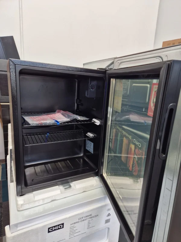 CHiQ 64L Beverage Centre new