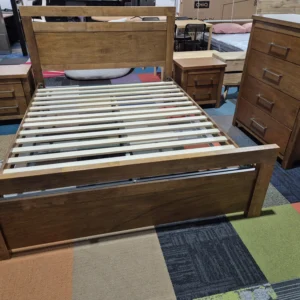 Queen Bed Set
