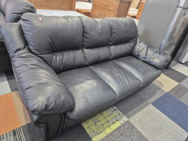Black Leather 3+3 Seater Sofa used like new