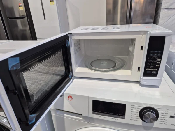 Microwave Oven Excellent Condition