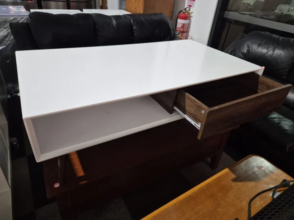 Modern Coffee Table used like new