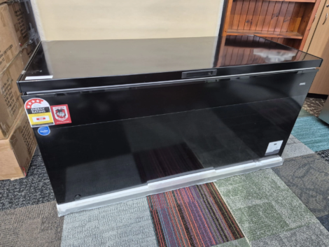 Brand New CHiQ 500L Black Hybrid Chest Freezer