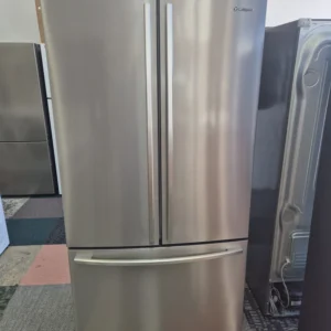 Westinghouse 510L Fridge used like new