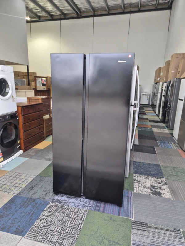 Hisense 519L Side-by-Side Fridge