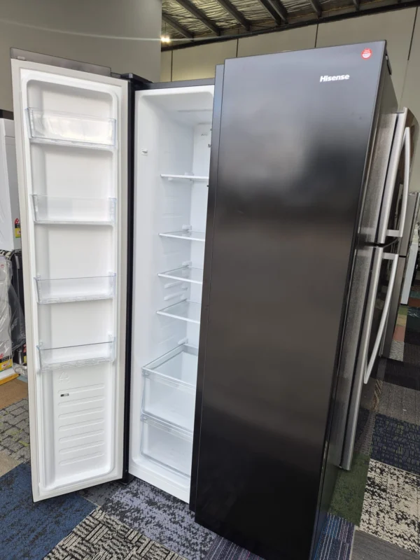 Hisense 519L Side-by-Side Fridge like new