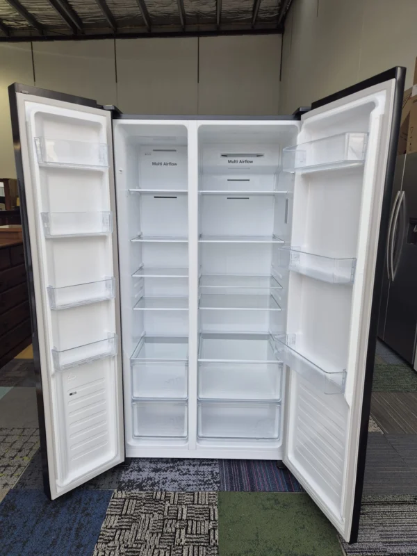 Hisense 519L Side-by-Side Fridge used like new