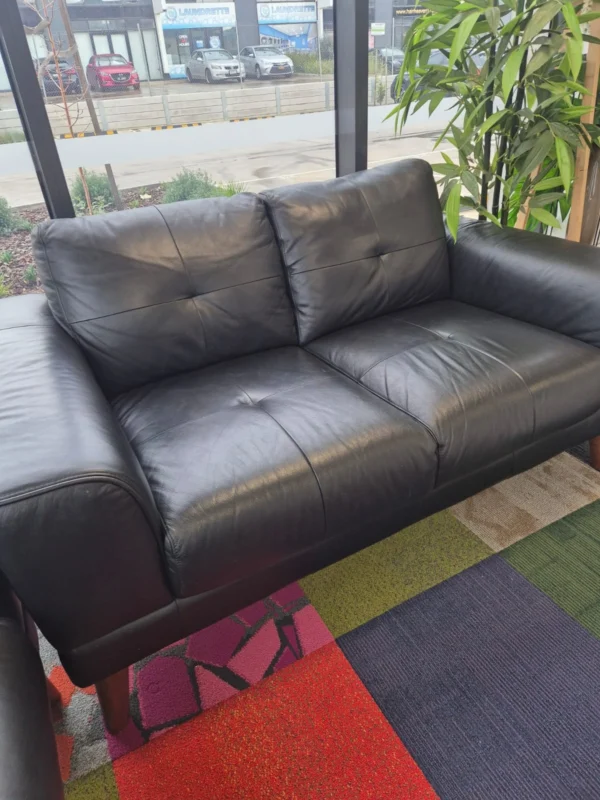 Leather couches 3+2 seater black like new