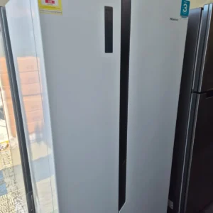 Hisense 566L Refrigerator