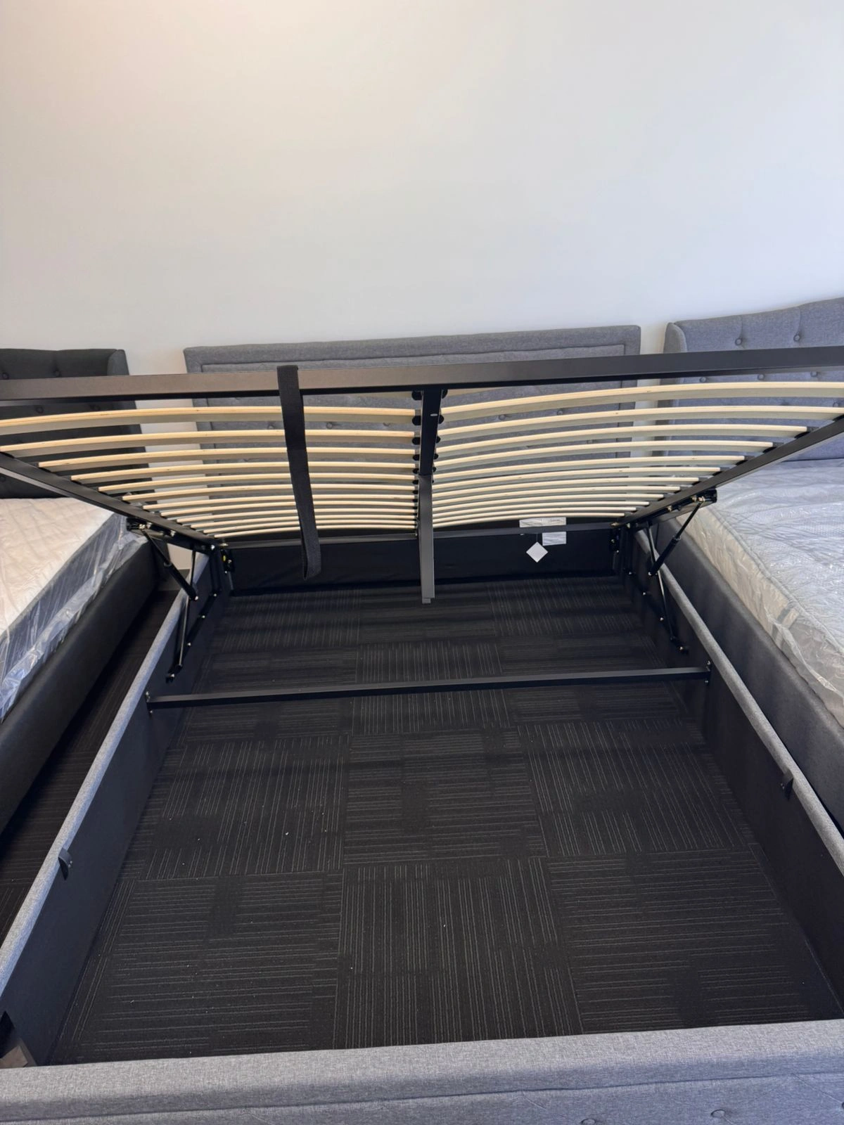 Queen Bed with Gas Lift Storage – New