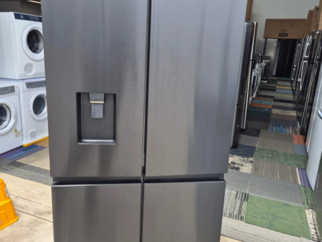 Hisense 454L Black Fridge