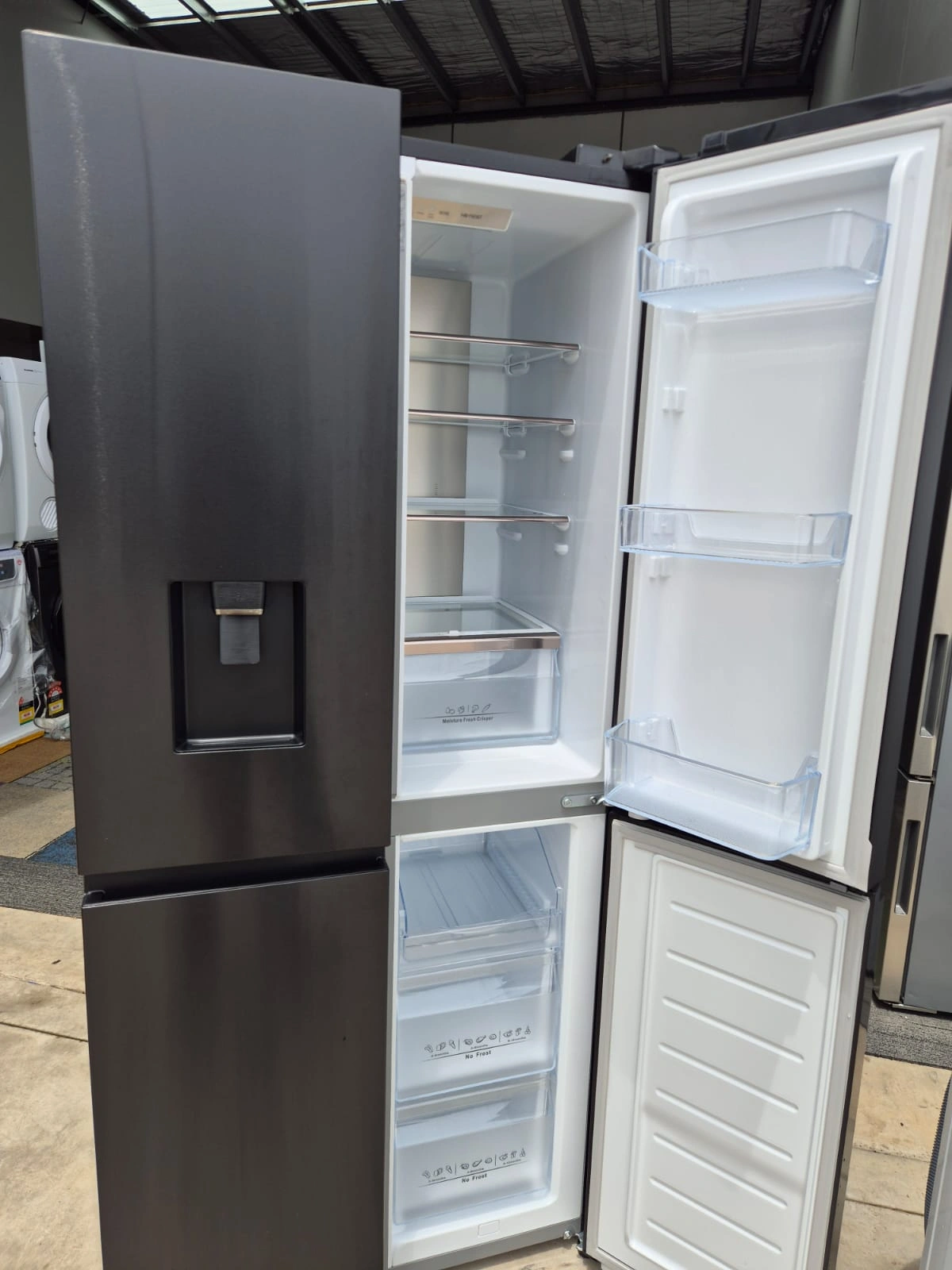 Hisense 454L Black Fridge like new