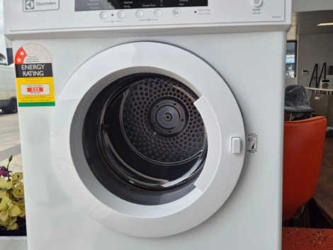 Electrolux Clothes Dryer Used Like New