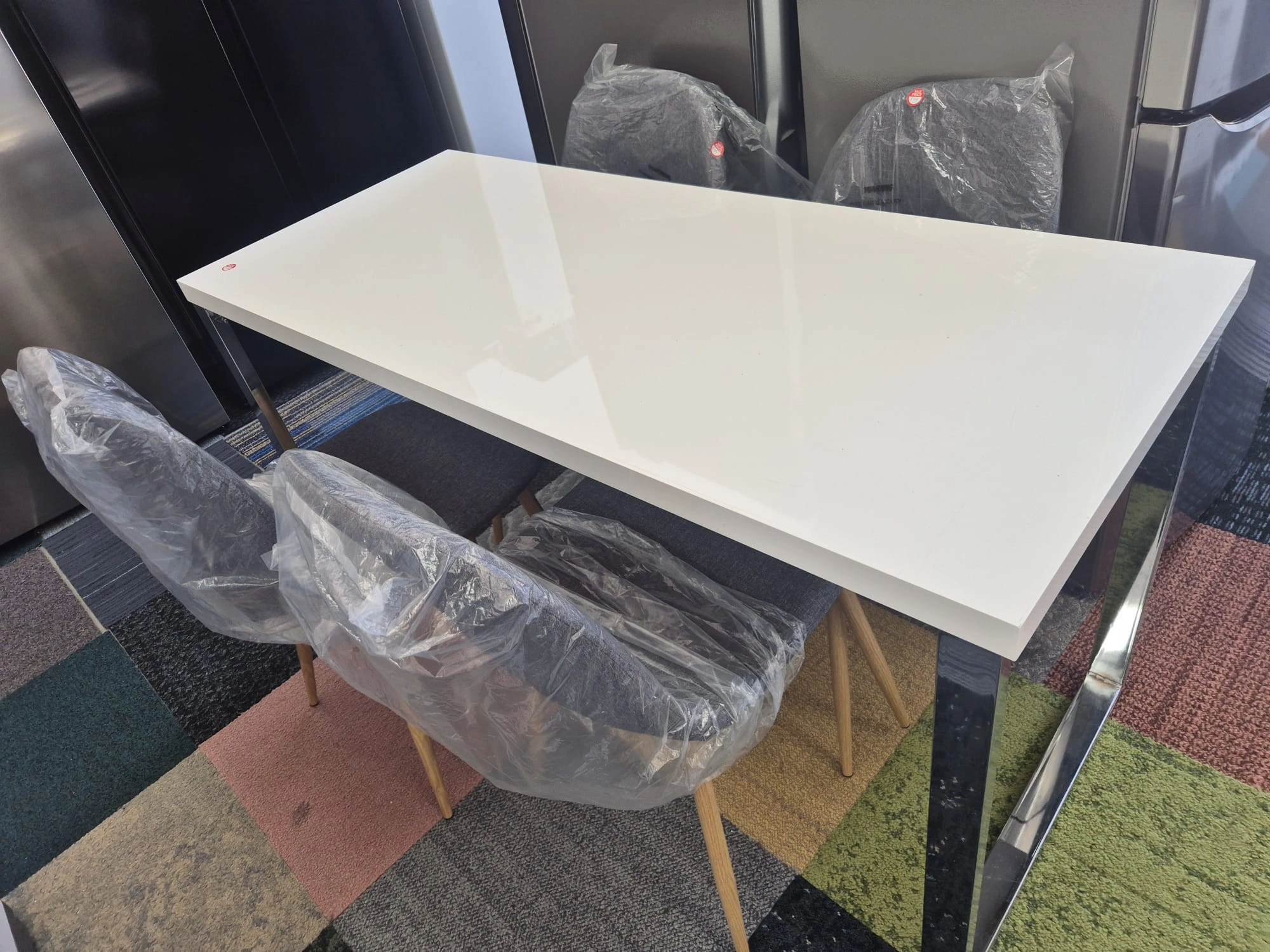 Dining Table with 4 Chairs Set