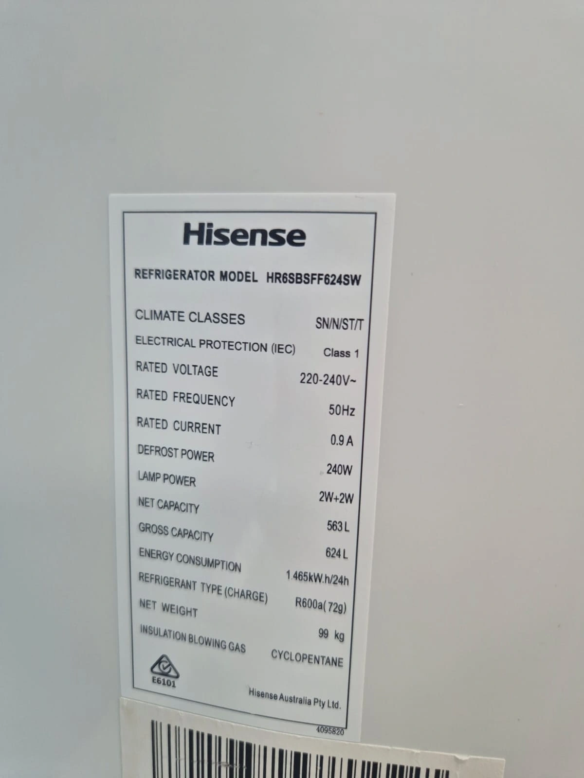 Hisense 624L Refrigerator - Like New