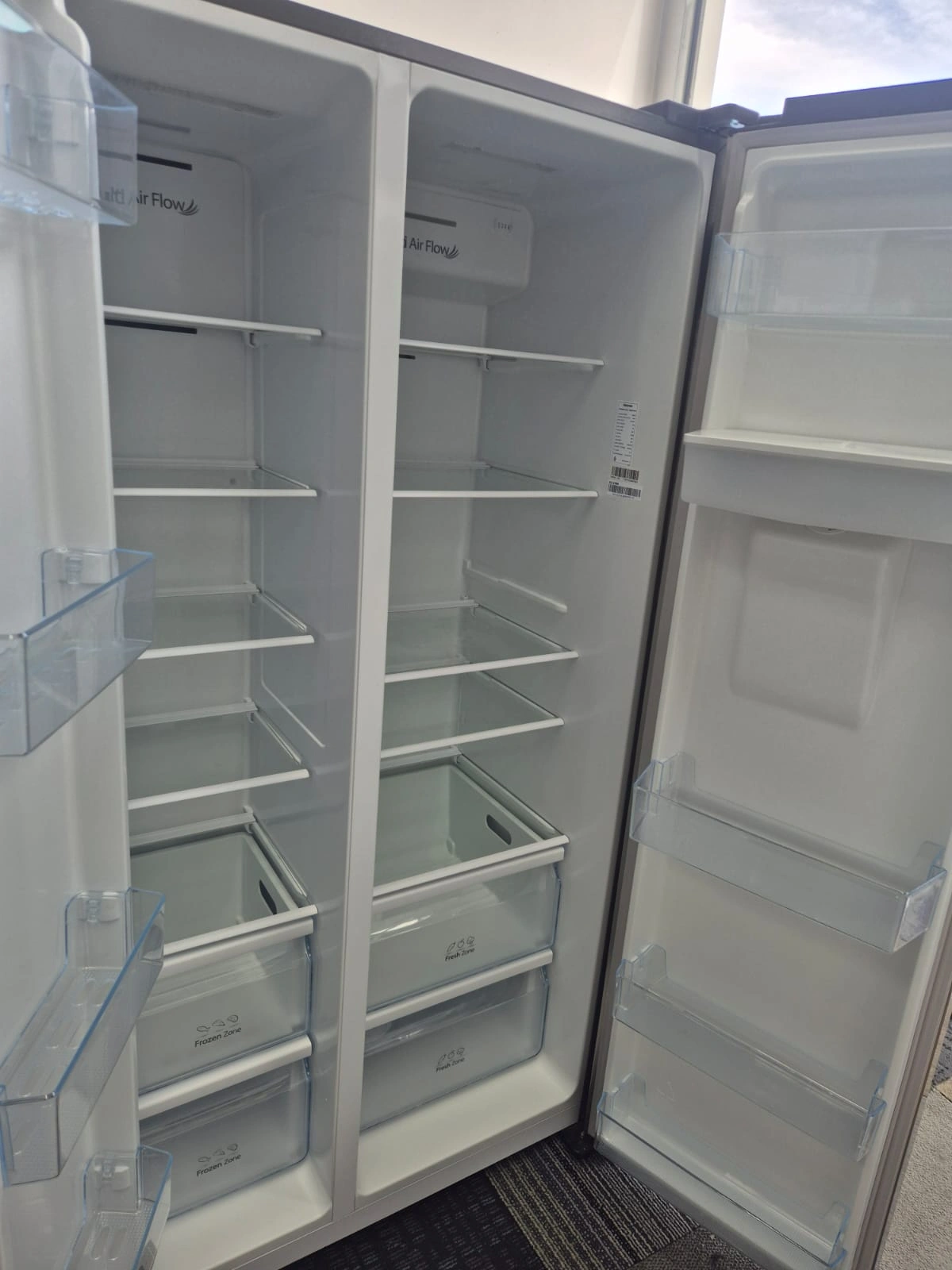 Hisense 624L Refrigerator - Use Like New