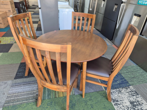 Dining Set Used Like New Condition