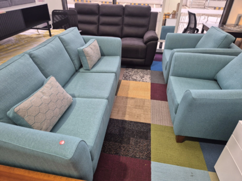 3+1+1 Fabric Sofa Set Used Like New