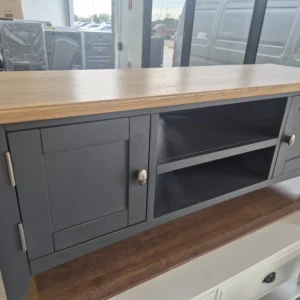 TV Unit Used Like New Modernand Functional