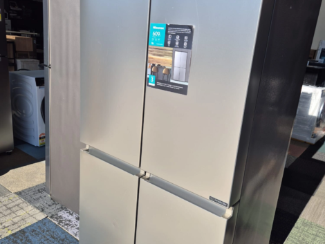 Hisense 609L French Door Fridge Like New 1 Year Warranty