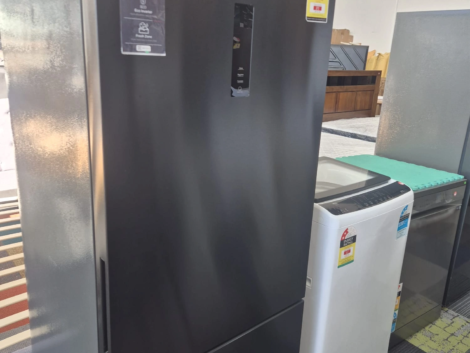 TCL Bottom Mount Fridge Factory Second