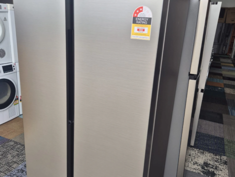 Samsung Fridge Like New Condition 1 Year Warranty