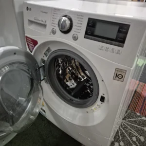 LG 10kg Washing Machine – Used Like New