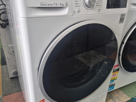 LG Washer Dryer Combo 7.5 and 4KG Used Like New