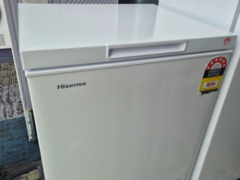 Hisense Chest Freezer 145L Used Like New